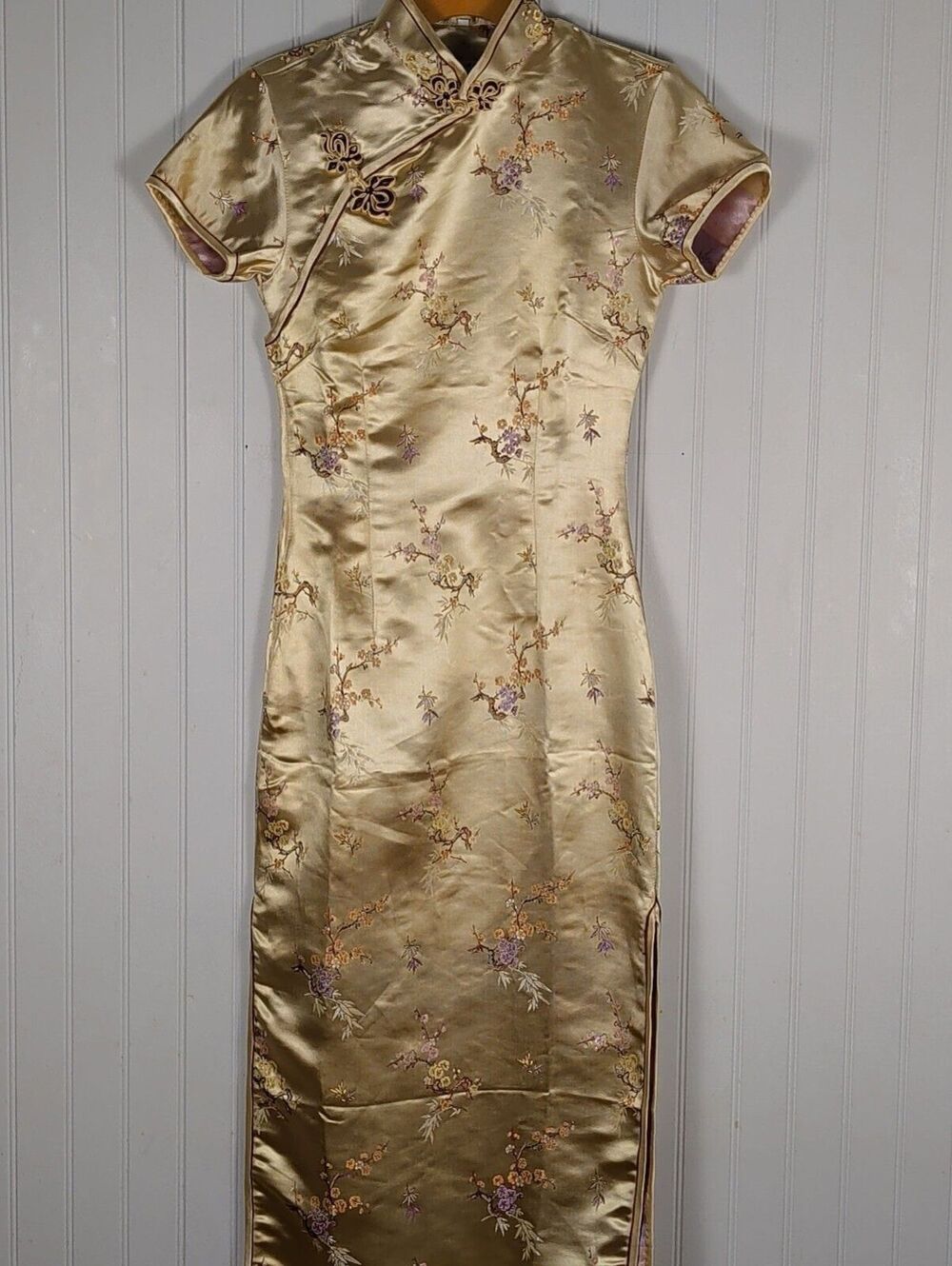 Vintage 60s Solz Squirrel Gold Satin Qipao Cheongsam Floral Dress XS